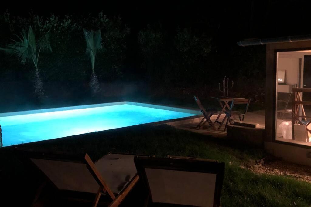 Cottage Normand Avec Sa Grande Piscine Chauffee Toute L Annee Sur Parc Arbore Et Clos En Plein Coeur De La Campagne Adapte Aux Kids Et Dog Friendly Saint-Antonin-de-Sommaire Екстериор снимка