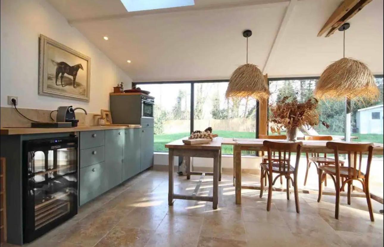 Cottage Normand Avec Sa Grande Piscine Chauffee Toute L Annee Sur Parc Arbore Et Clos En Plein Coeur De La Campagne Adapte Aux Kids Et Dog Friendly Saint-Antonin-de-Sommaire Екстериор снимка